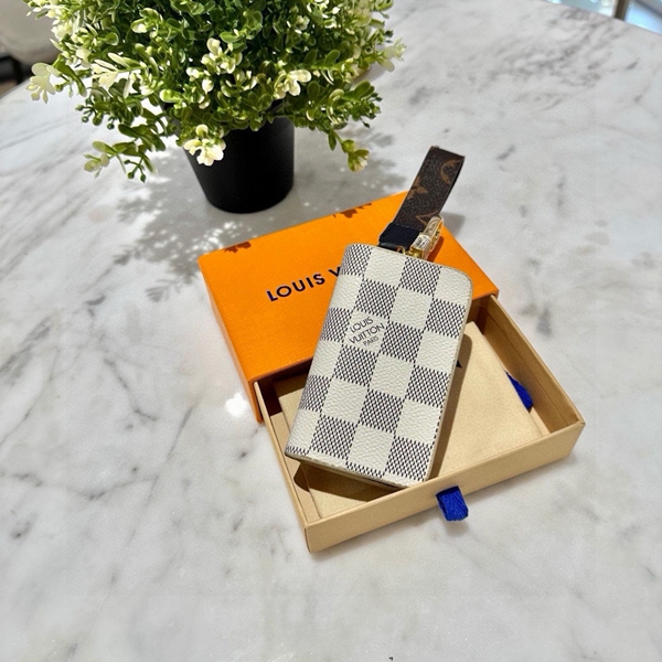 ブランドキーホルダー細部ディテール